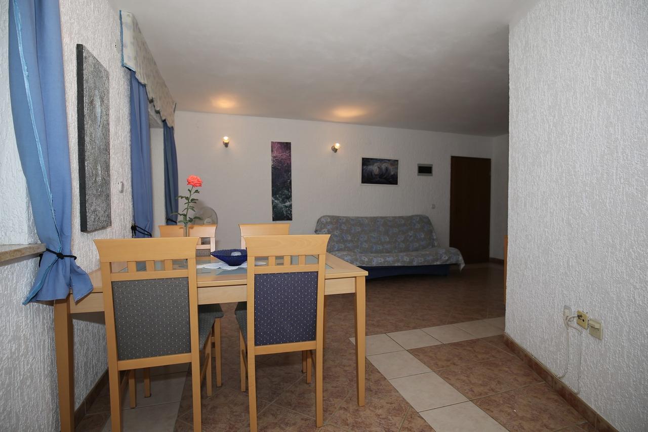 Apartments Coki Funtana Exterior foto