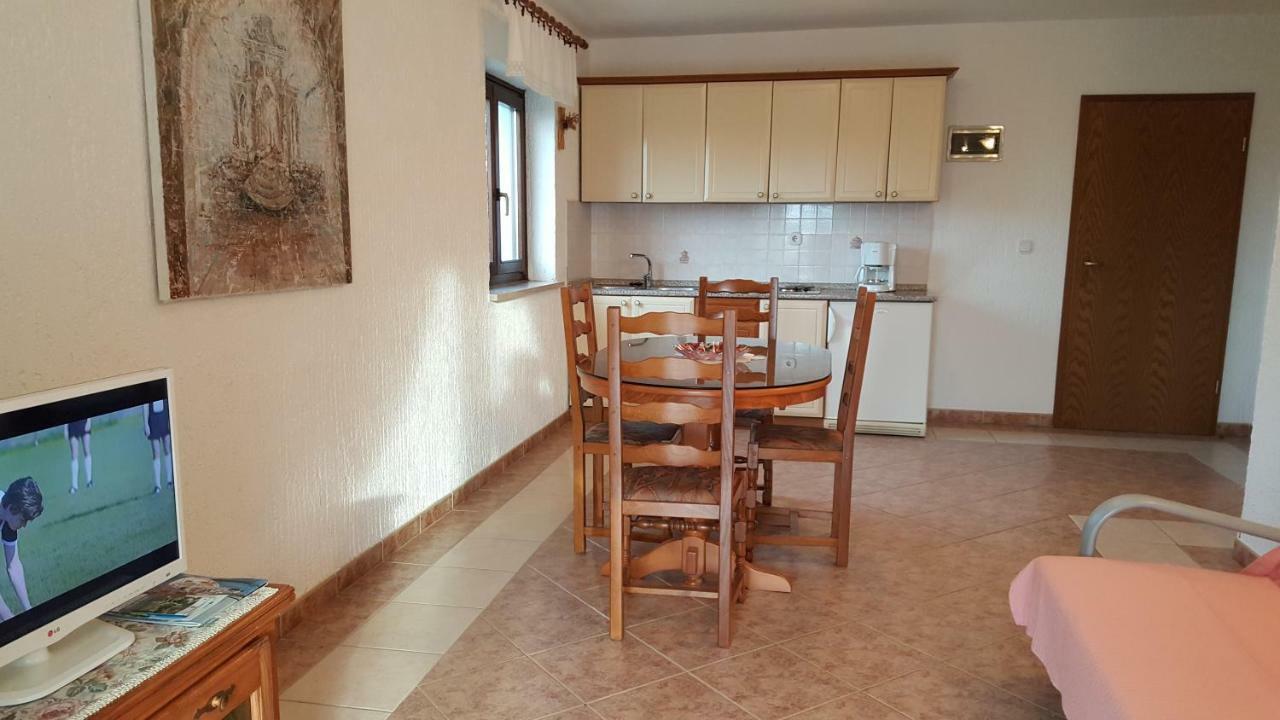 Apartments Coki Funtana Exterior foto